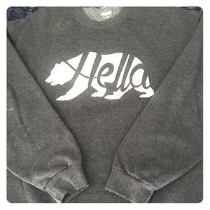 Sweat shirt from the Hella brand
